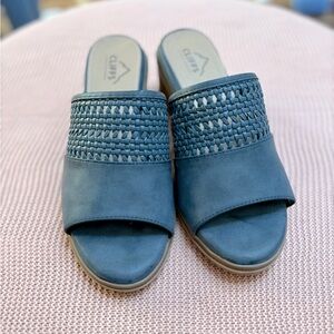 Cliffs Woven Heels Mules size 8 NEW